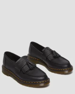 Adrian-loafers i Virginia-læder med kvast in Sort
