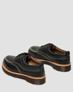 Lowell Moc Toe-sko i Wild Grain-læder in Sort