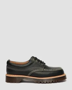 Lowell Moc Toe-sko i Wild Grain-læder in Sort