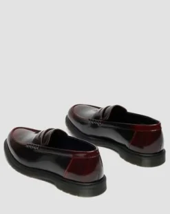 Mayfare-loafers i Rub Off-læder in Kirsebærrød