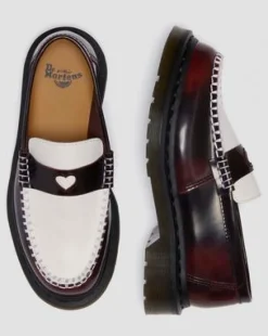 PENTON HEART-LOAFERS I TOFARVET RUB-OFF LÆDER in Kirsebærrød & Hvid