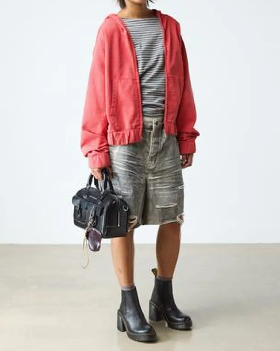 Spence Leather Flared Heel Chelsea Boots in Sort