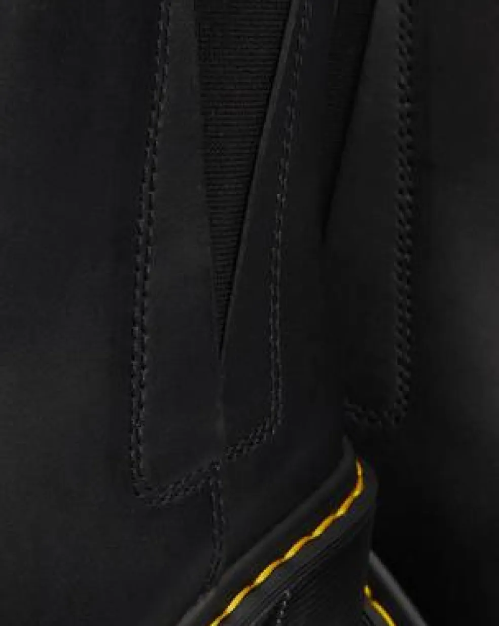 Spence Leather Flared Heel Chelsea Boots in Sort