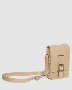 Vertical skuldertaske i Carrara læder in Beige